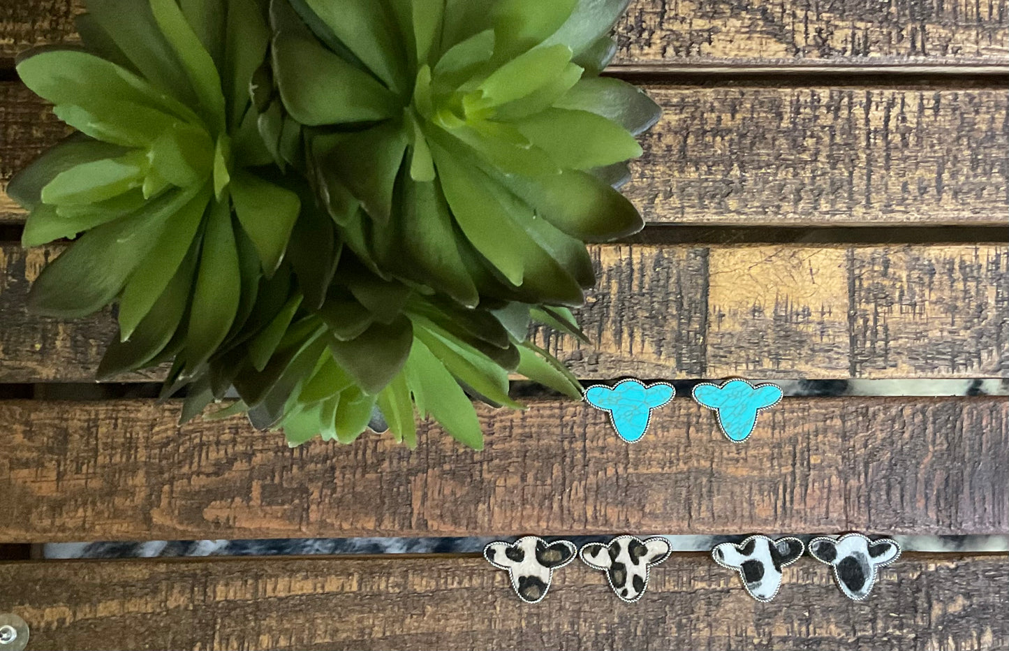 Moo-Ella Earrings