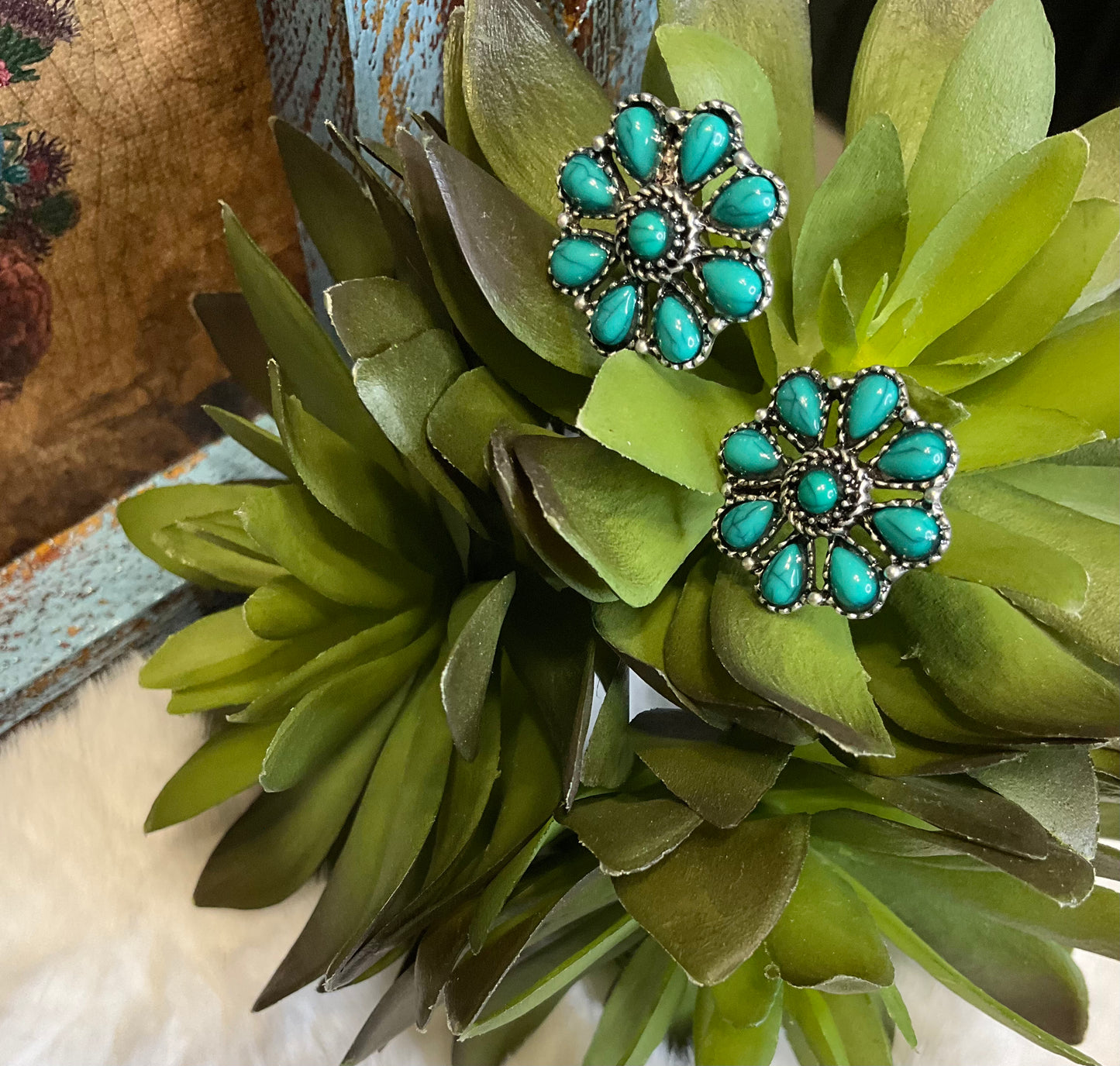 Flower Mound Post Earrings