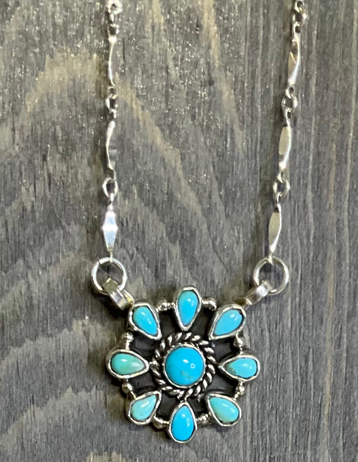 Rodeo Bloom Necklace