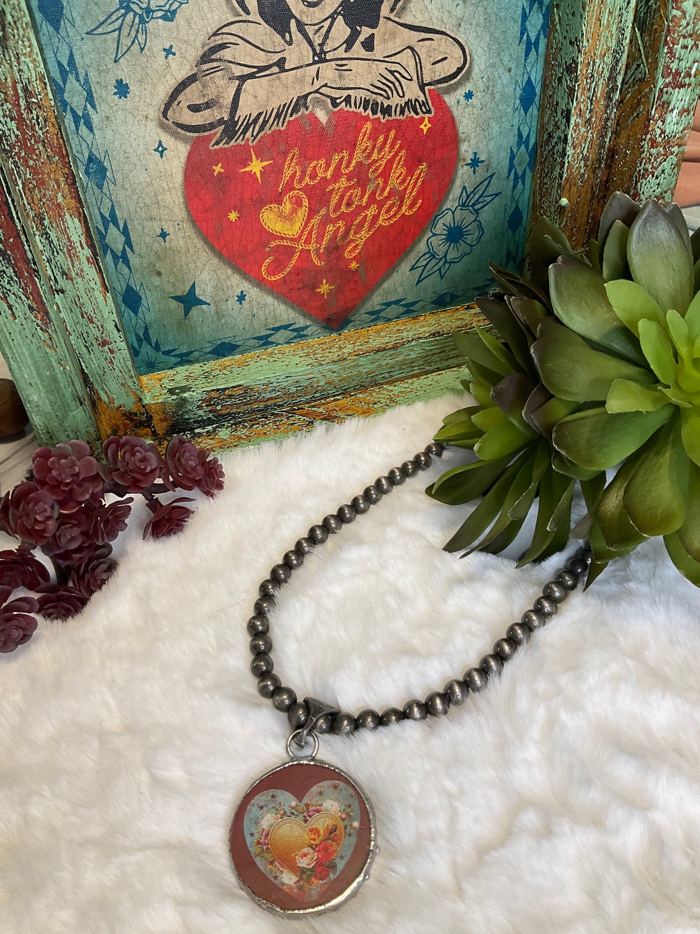 Rose Queen Necklace