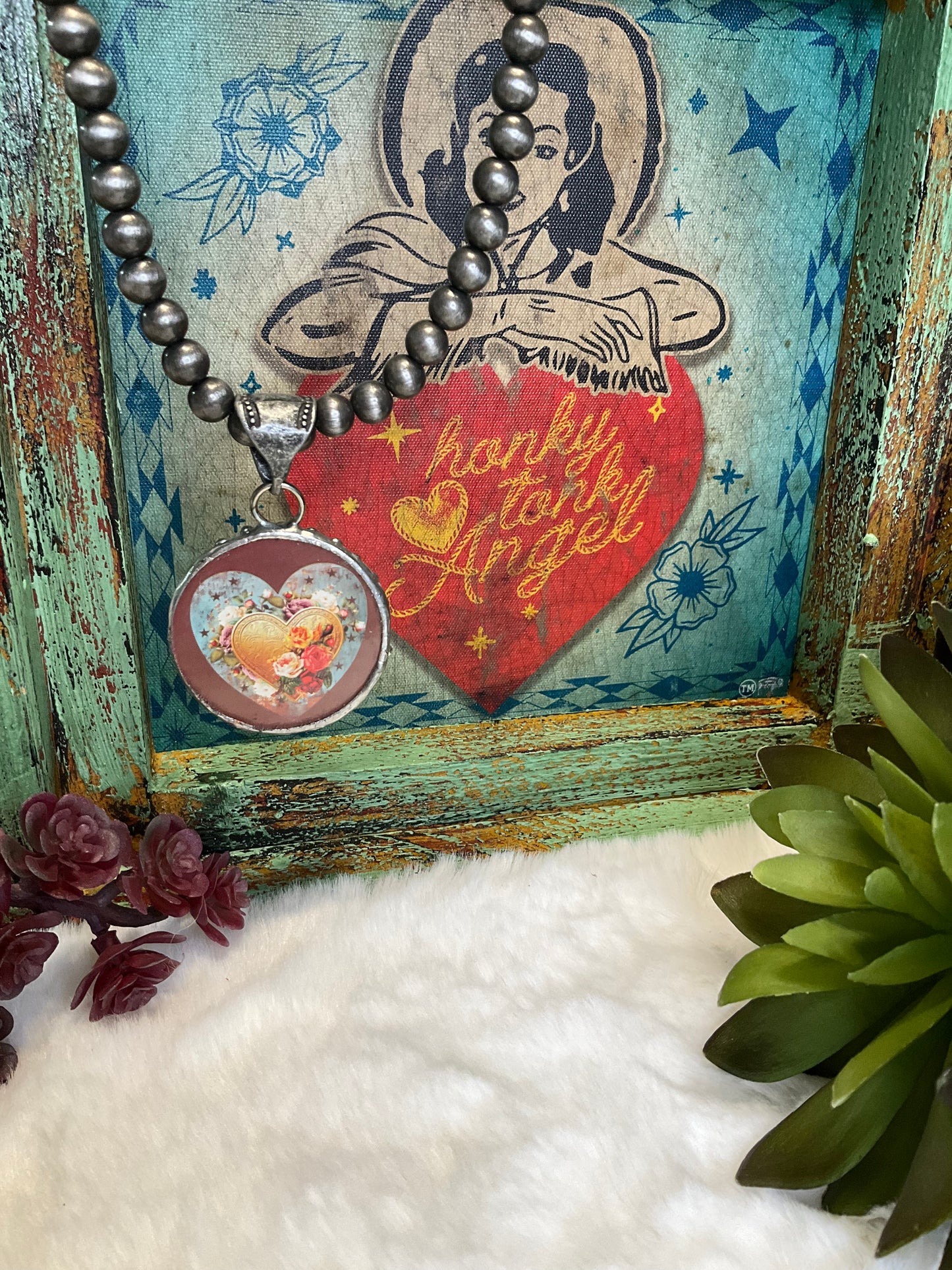 Rose Queen Necklace