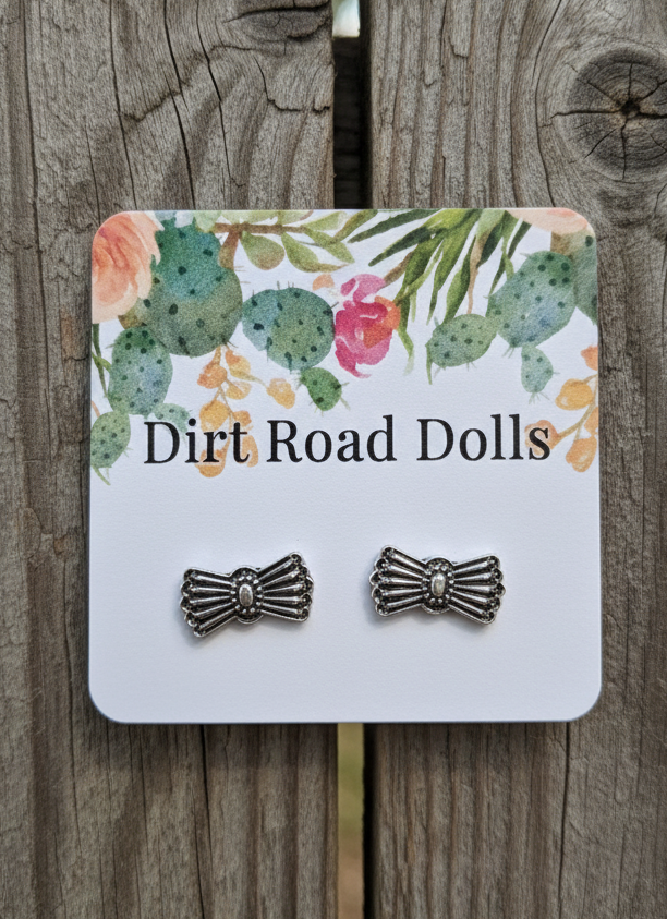 Silver Bowline Studs