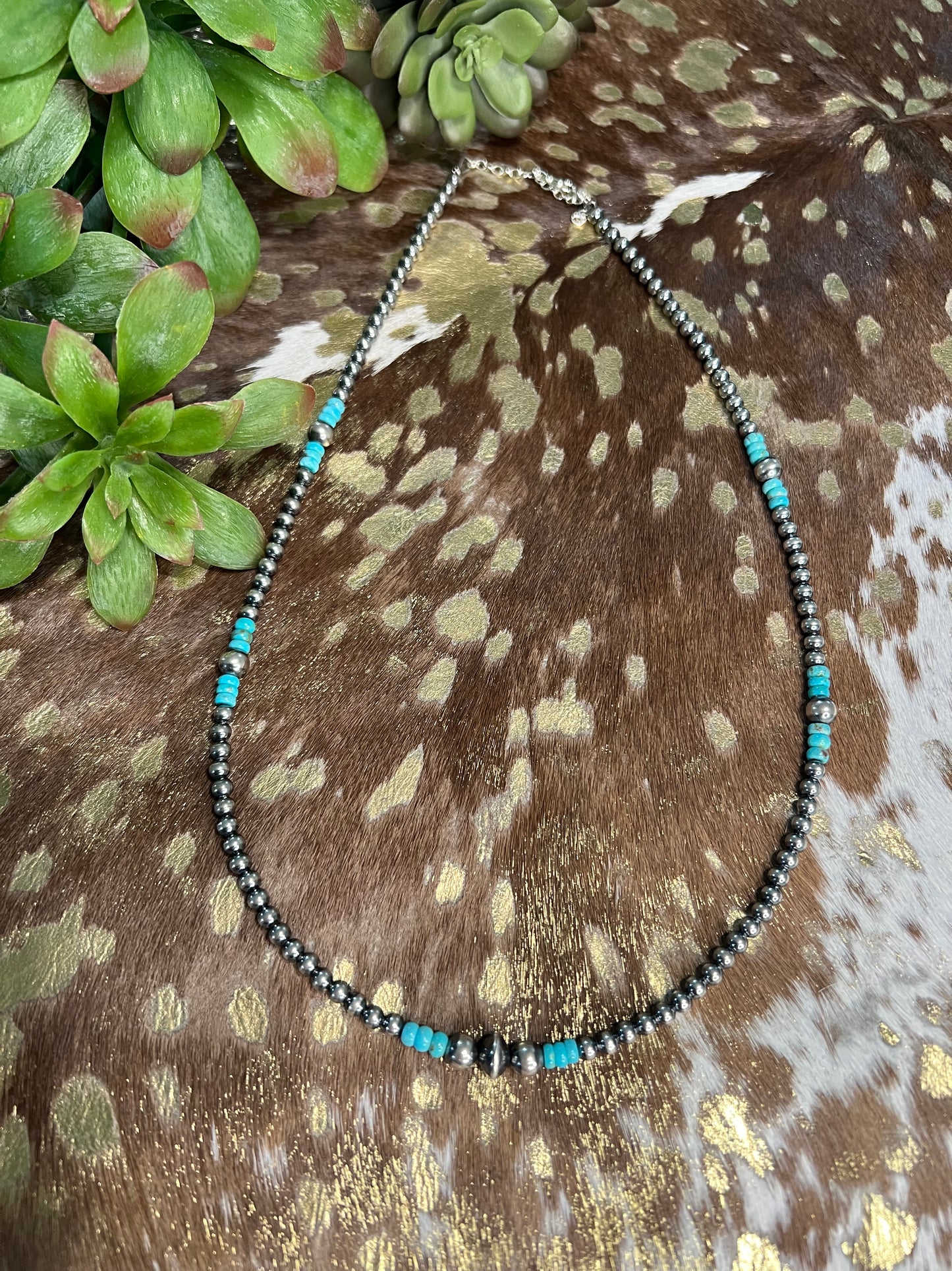 Kinsel Necklace