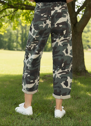Women’s camo barrel leg pants with cuffed hem drawstring waist relaxed fit boutique casual pants