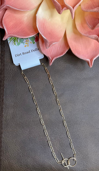gold paperclip chain toggle choker necklace front closure minimalist jewelry