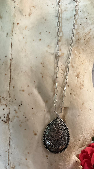 rustic luxe teardrop pendant necklace everyday western jewelry
